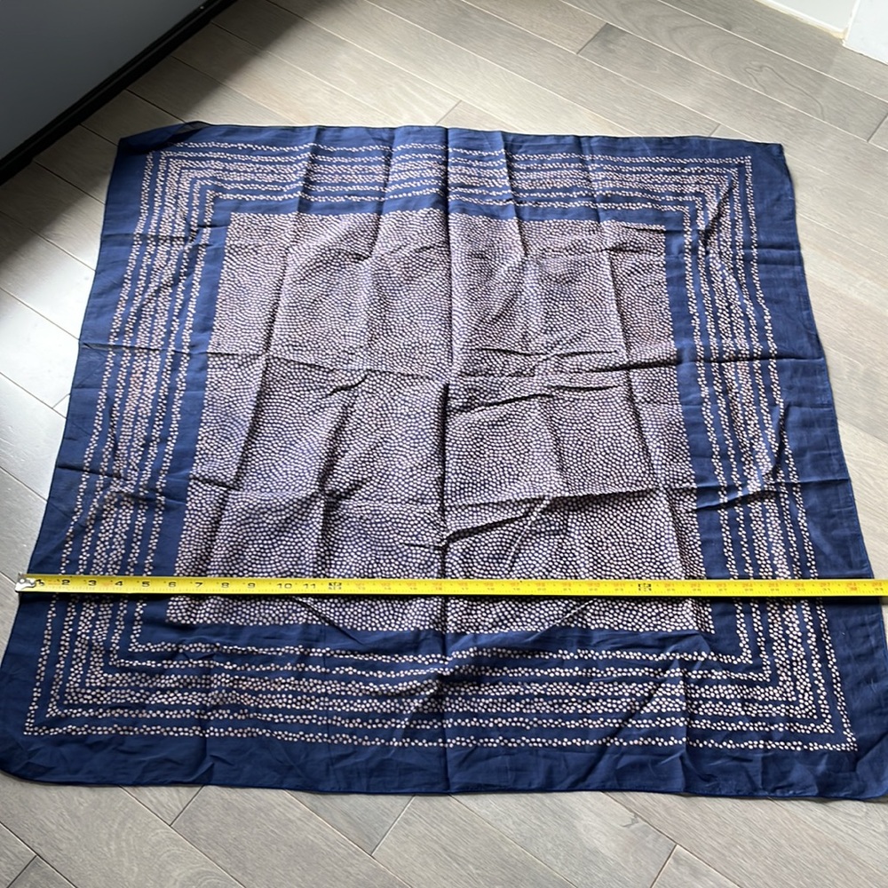 Levi’s Scarf - image 2